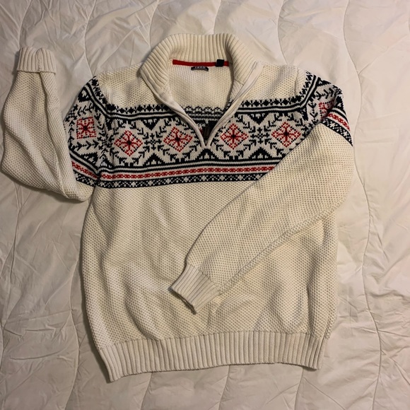 IZOD Christmas sweater - Picture 1 of 2